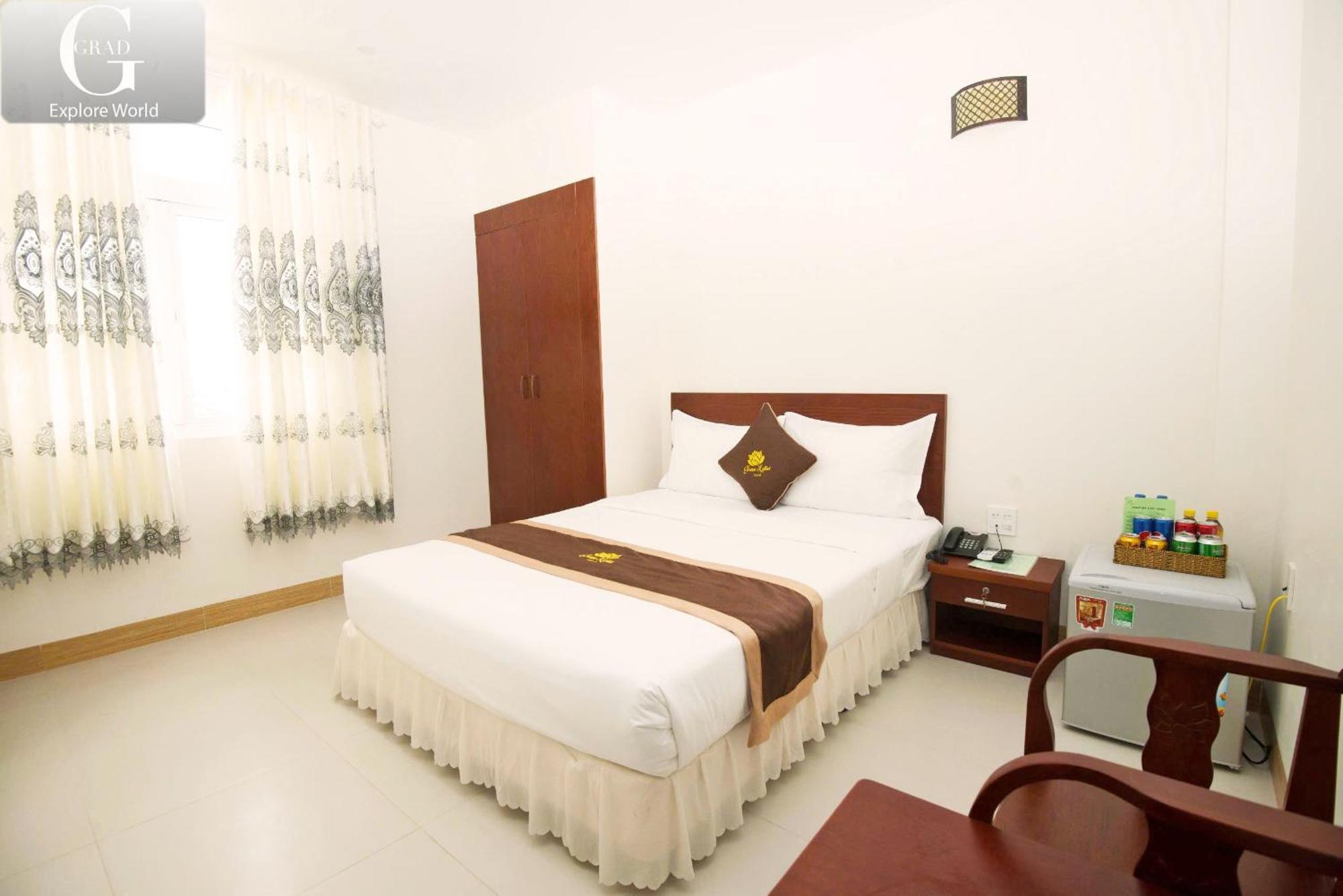 Bong Sen Xanh Hotel Cao Lãnh Esterno foto